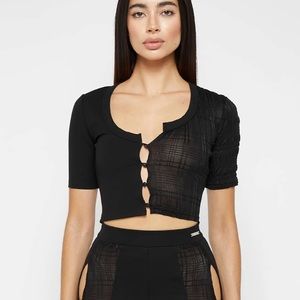 Maniere de vie black crop top